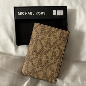 NWT Michael Kors Tan Folding Card Case Holder Wallet